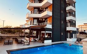 Sunshine Hotel